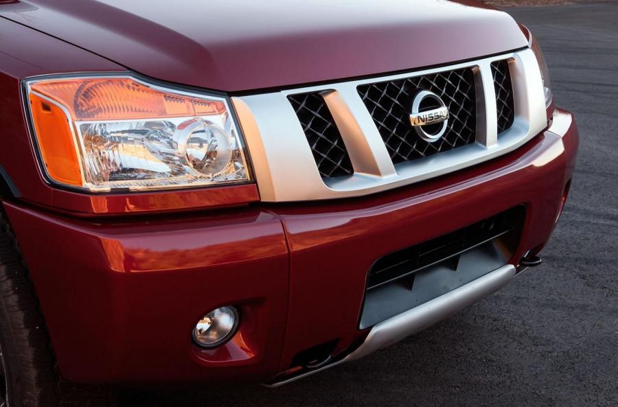  Nissan Titan Pickup 2013 года  (фото 25 из 43)